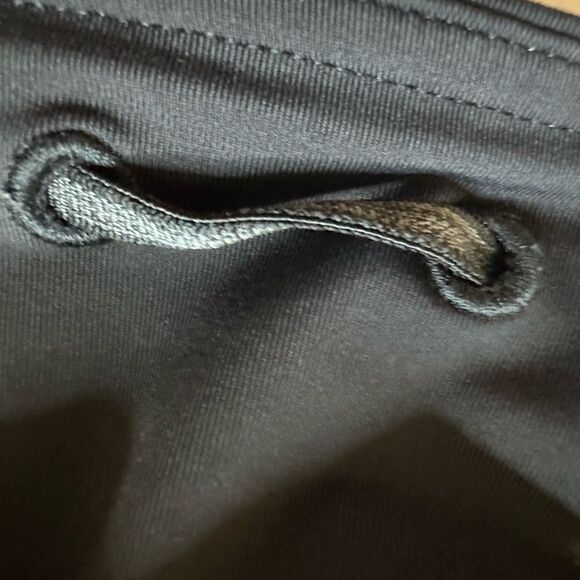 EUC Lululemon Women’s Speed Tight IV Full On Luxtreme Wind Berry Leggings - 2 - Picture 7 of 7